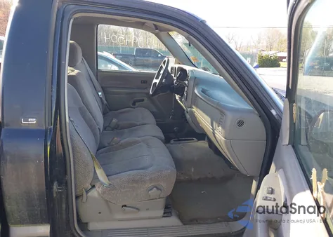 1999 Chevrolet Silverado 1500 Ls z USA, uszkodzony, nr VIN 1GCEK14T8XE115517